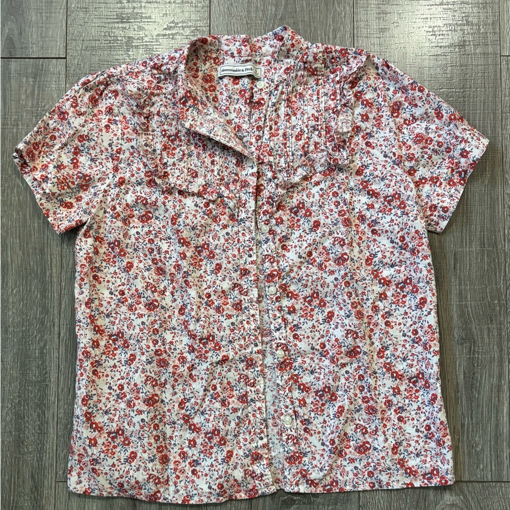 Abercrombie & Fitch Red Floral Button Down Shirt
(0171)